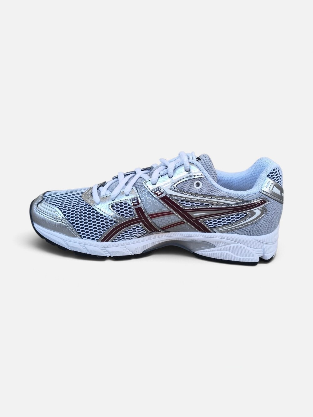 ASICS Gel-DS Trainer 14 Metallic Silver Red Men 7 Women 8.5 Running Shoes